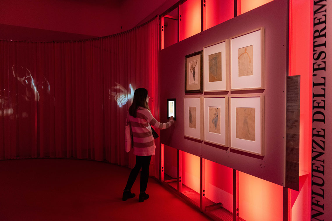 Vista dell'allestimento della mostra di Rodin al Mudec di Milano