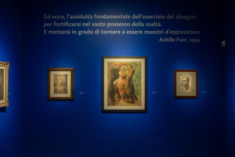 Allestimento Achille Funi Ferrara, blu lapislazzuli